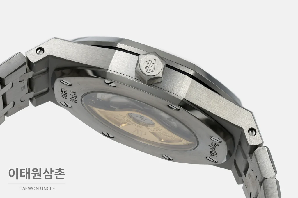 오데마피게 로열오크 실버베젤 그레이다이얼 기계식 37mm