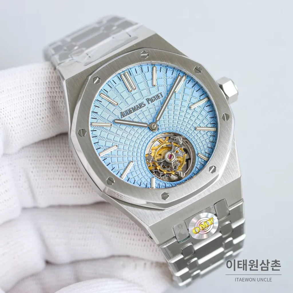 오데마피게 로열오크 스틸 블루다이얼 플라잉투르비용 오토매틱 41mm 26530ST.OO.1220ST.01 (2)
