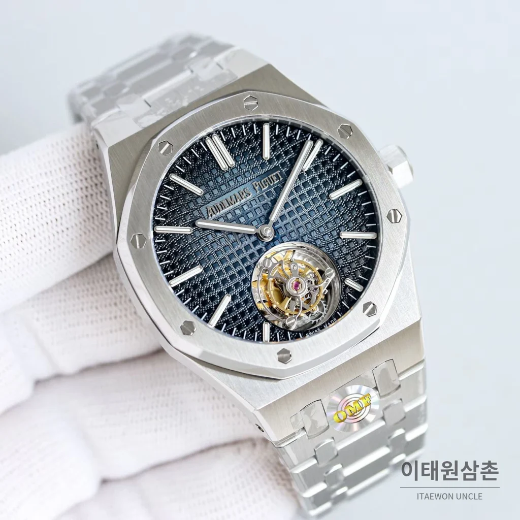오데마피게 로열오크 스틸 블루다이얼 플라잉투르비용 오토매틱 41mm 26530ST.OO.1220ST.01 (3)