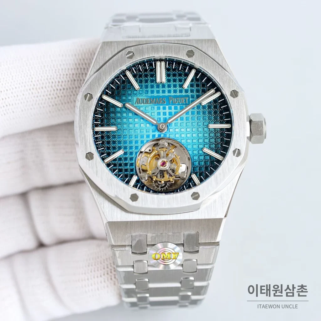 오데마피게 로열오크 스틸 블루다이얼 플라잉투르비용 오토매틱 41mm 26530ST.OO.1220ST.01 (3)