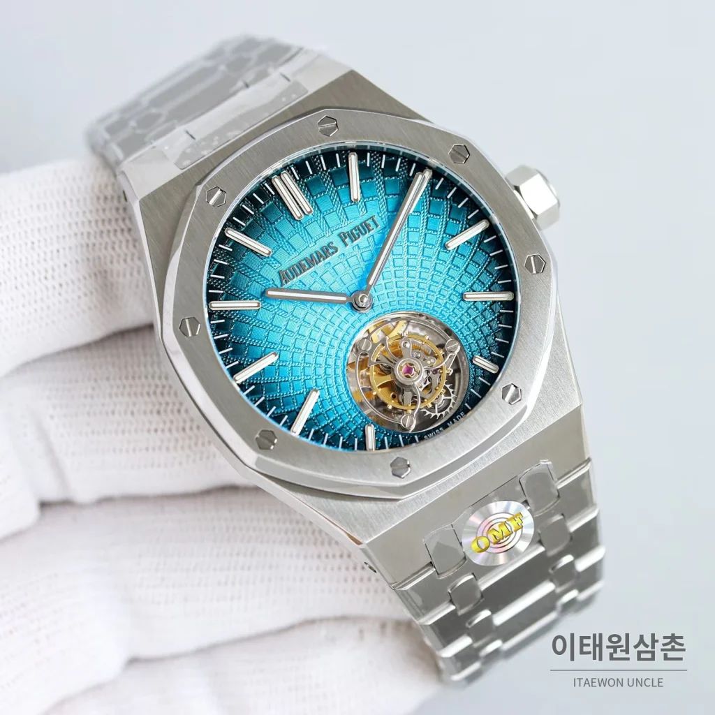 오데마피게 로열오크 스틸 블루다이얼 플라잉투르비용 오토매틱 41mm 26530ST.OO.1220ST.01 (2)