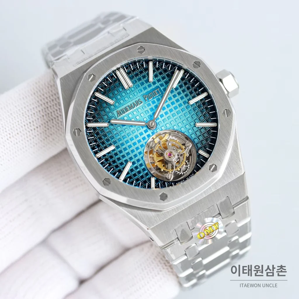 오데마피게 로열오크 스틸 블루다이얼 플라잉투르비용 오토매틱 41mm 26530ST.OO.1220ST.01 (3)