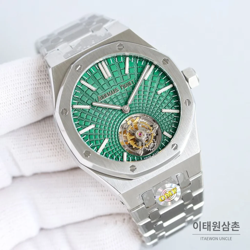 오데마피게 로열오크 스틸 블루다이얼 플라잉투르비용 오토매틱 41mm 26530ST.OO.1220ST.01 (2)