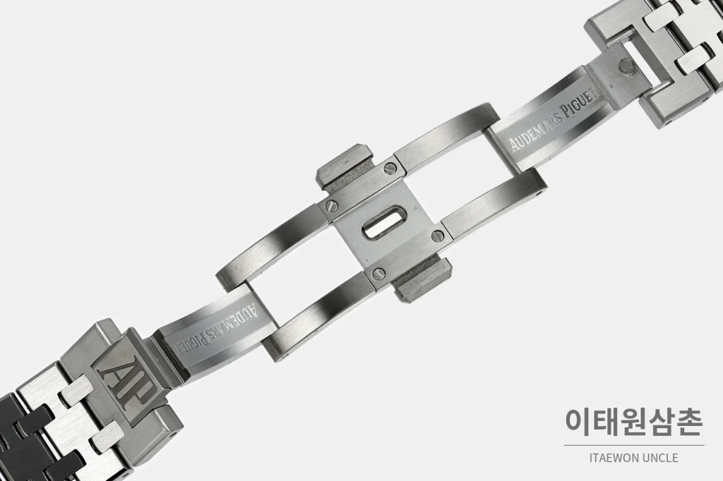 오데마피게 로열오크 스틸 그레이다이얼 브레이슬릿 기계식 37mm