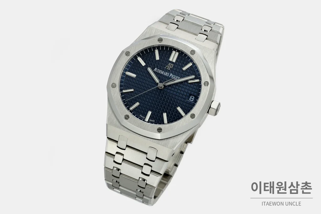 오데마피게 로열오크 스틸 네이비다이얼 일체형 기계식 41mm
