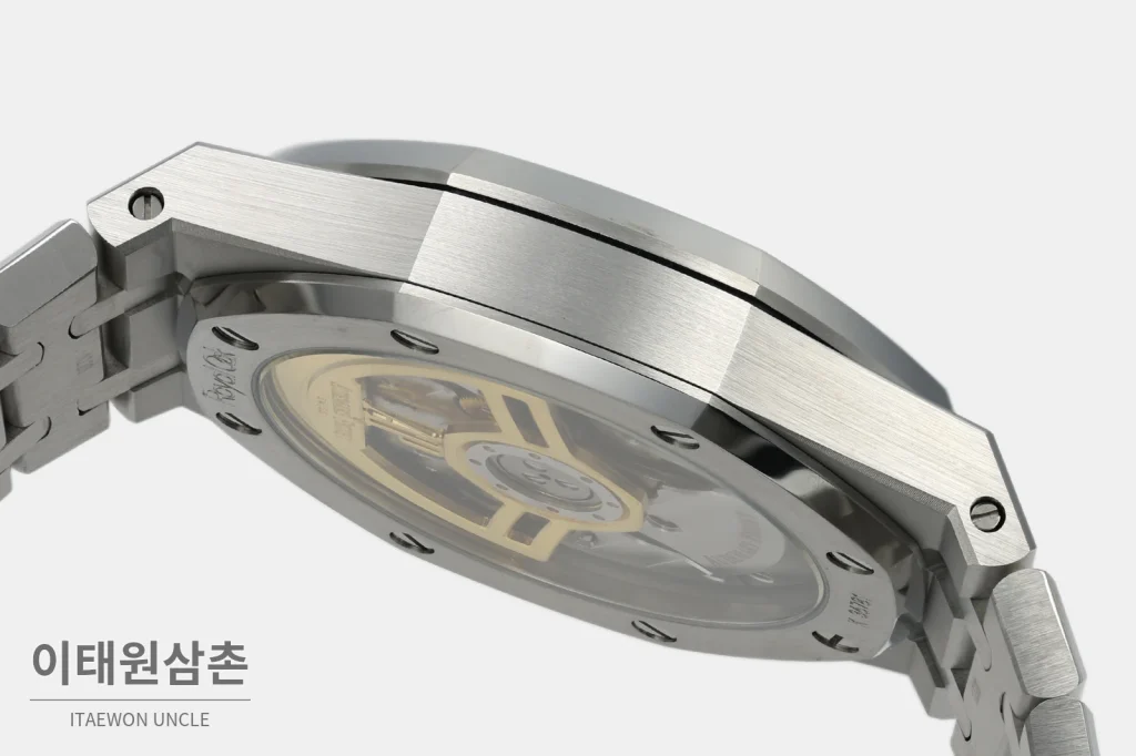 오데마피게 로열오크 스틸 네이비다이얼 일체형 기계식 41mm