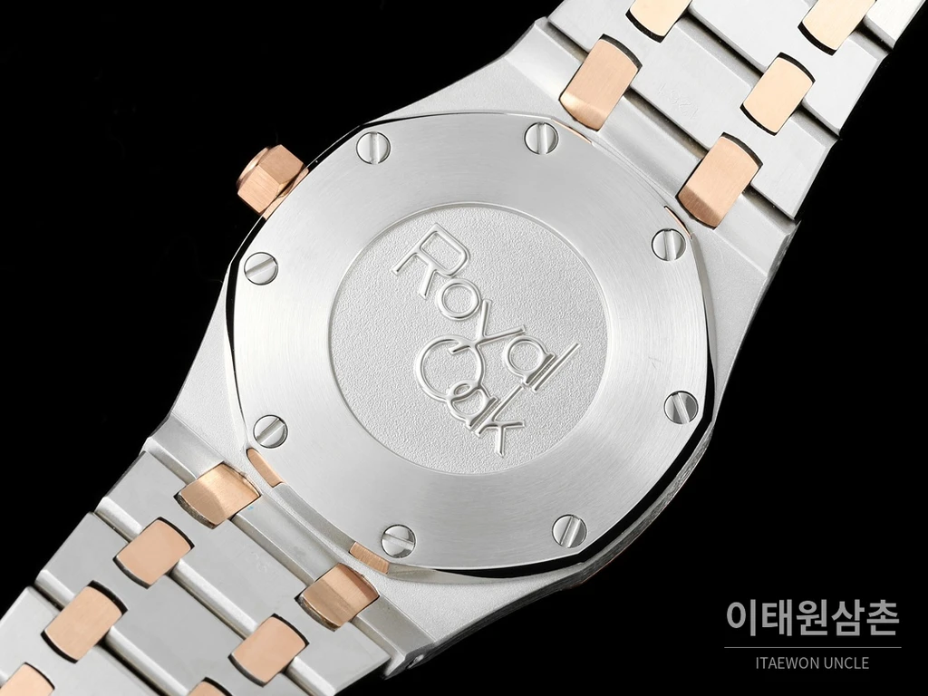 오데마피게 로열오크 스와로브스키 베젤 그랑 타피스리 쿼츠 33mm 67651OR 블랙 다이얼 투톤 브레이슬릿 (2)