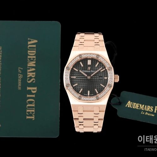 오데마피게 로열오크 스와로브스키 베젤 그랑 타피스리 쿼츠 33mm 67651OR 블랙 다이얼 로즈골드 브레이슬릿 오데마피게 로열오크 스와로브스키 베젤 그랑 타피스리 쿼츠 33mm 67651OR 블랙 다이얼 로즈골드 브레이슬릿