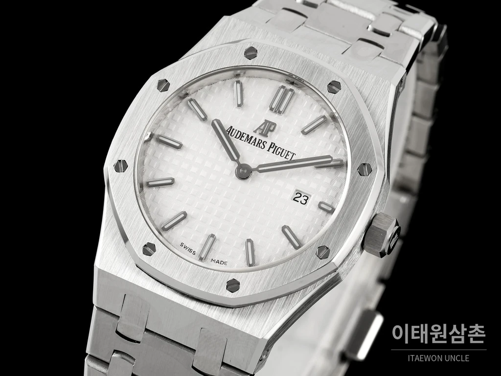 오데마피게 로열오크 스와로브스키 베젤 그랑 타피스리 쿼츠 33mm 67651OR 화이트 다이얼 스틸 브레이슬릿