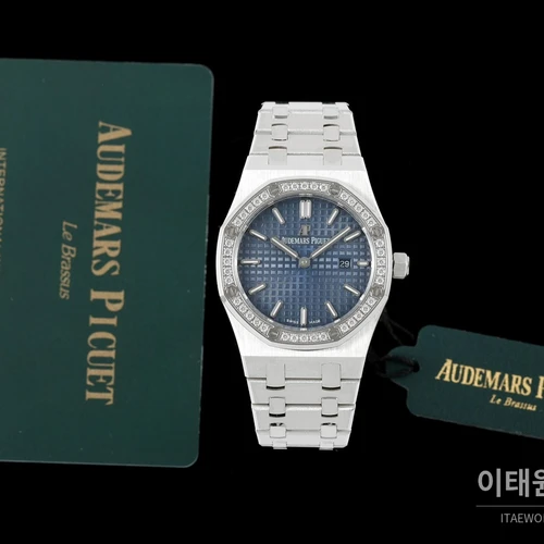오데마피게 로열오크 스와로브스키 베젤 그랑 타피스리 쿼츠 33mm 67651OR 블루 다이얼 스틸 브레이슬릿 (2)