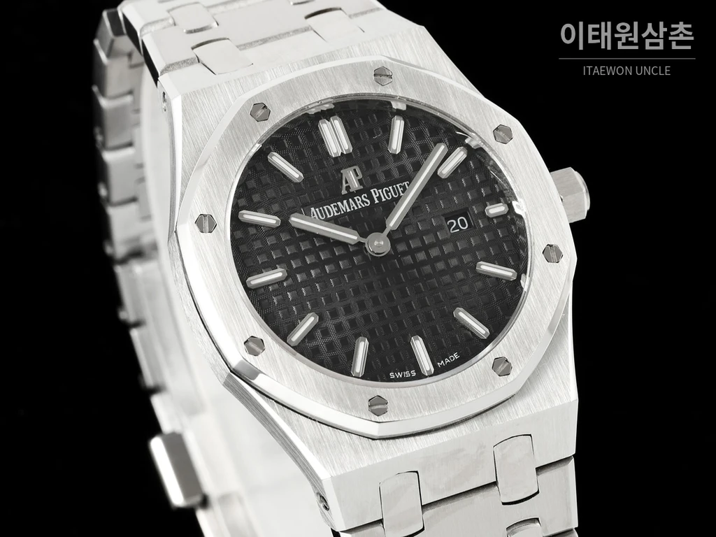 오데마피게 로열오크 스와로브스키 베젤 그랑 타피스리 쿼츠 33mm 67651OR 블랙 다이얼 스틸 브레이슬릿