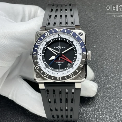 벨앤로스 BR-03 GMT 컴퍼스 스테인리스 GMT 오토매틱 42mm BR0393 블랙 다이얼 블랙 러버 스트랩 네이비 베젤 (2)