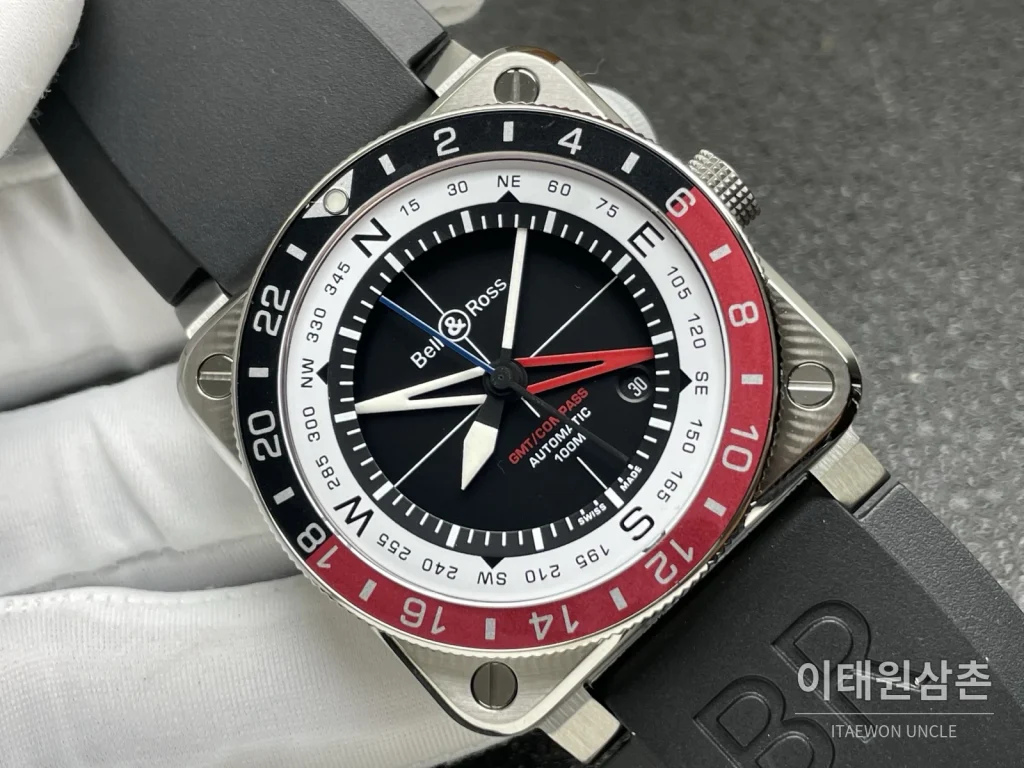 벨앤로스 BR-03 GMT 컴퍼스 스테인리스 GMT 오토매틱 42mm BR0393 블랙 다이얼 블랙 러버 스트랩 레드 베젤 (2)
