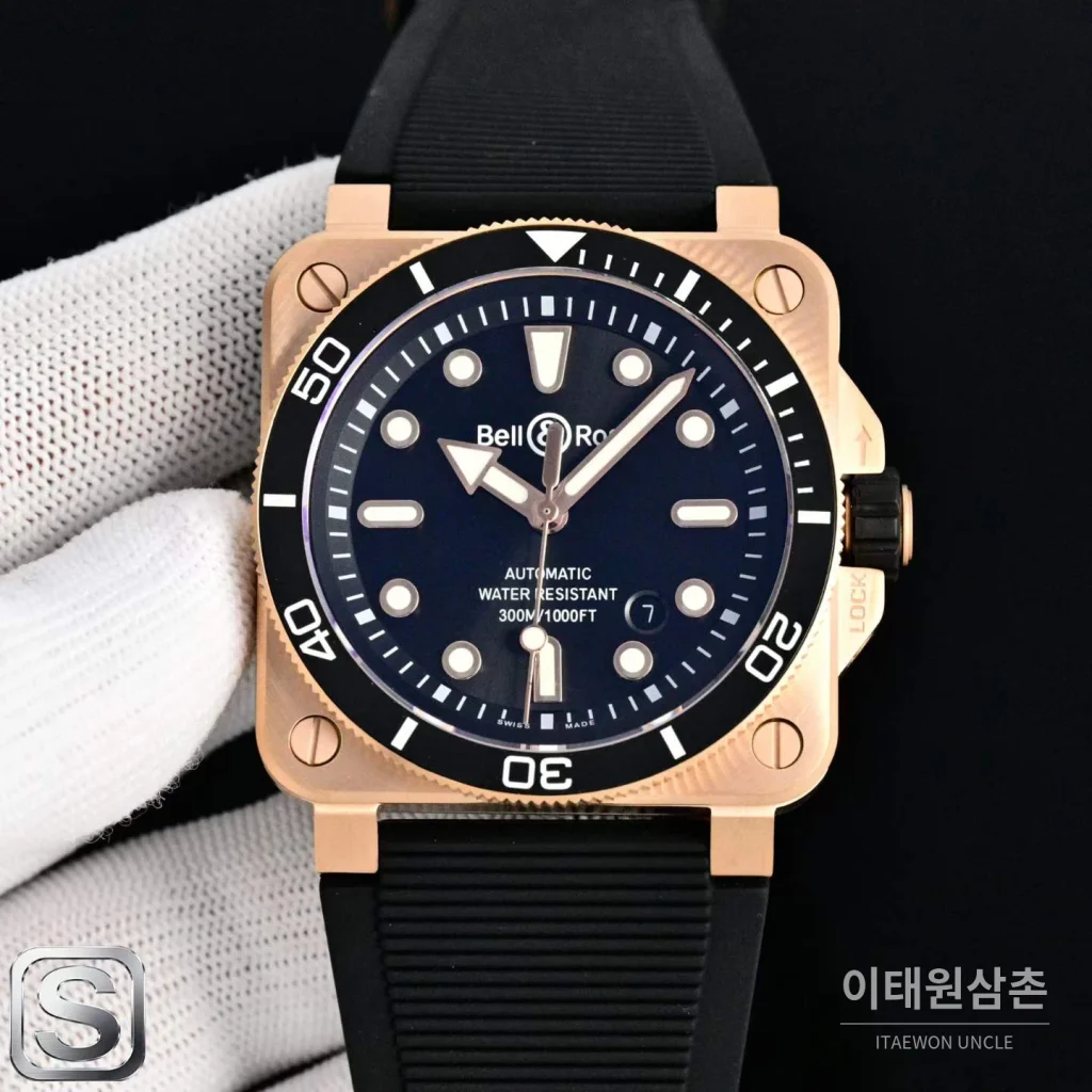 벨앤로스 BR03A 스틸 세라믹베젤 블랙다이얼 오토매틱 42mm 블랙 러버 스트랩