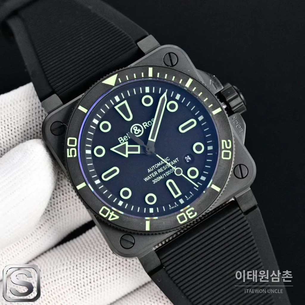 벨앤로스 BR03A 스틸 세라믹베젤 블랙다이얼 오토매틱 42mm 블랙 러버 스트랩 (2)