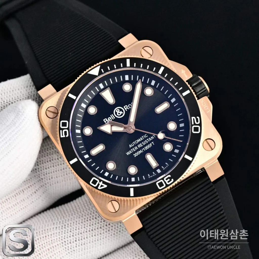 벨앤로스 BR03A 스틸 세라믹베젤 블랙다이얼 오토매틱 42mm 블랙 러버 스트랩