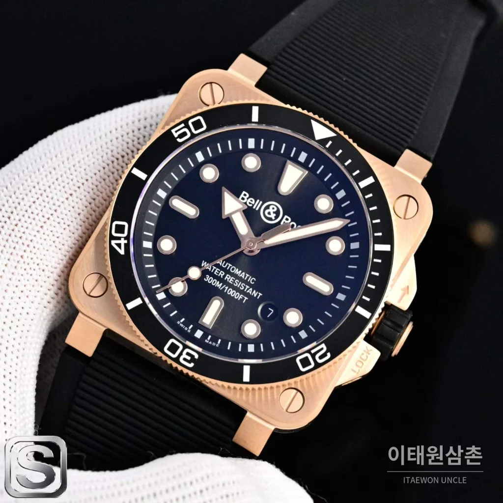 벨앤로스 BR03A 스틸 세라믹베젤 블랙다이얼 오토매틱 42mm 블랙 러버 스트랩