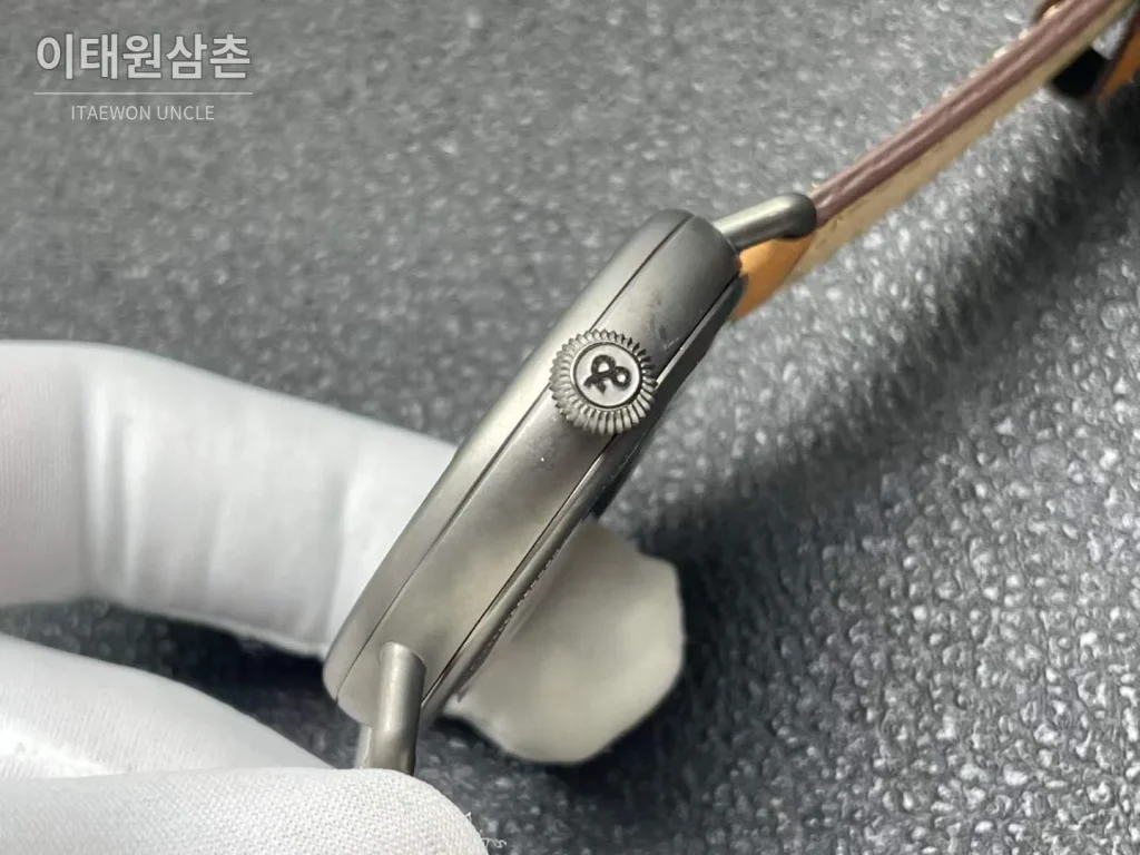 벨앤로스 빈티지 그레이PVD 스틸 블랙다이얼 오토매틱 45mm 브라운 가죽 스트랩 그레이 베젤