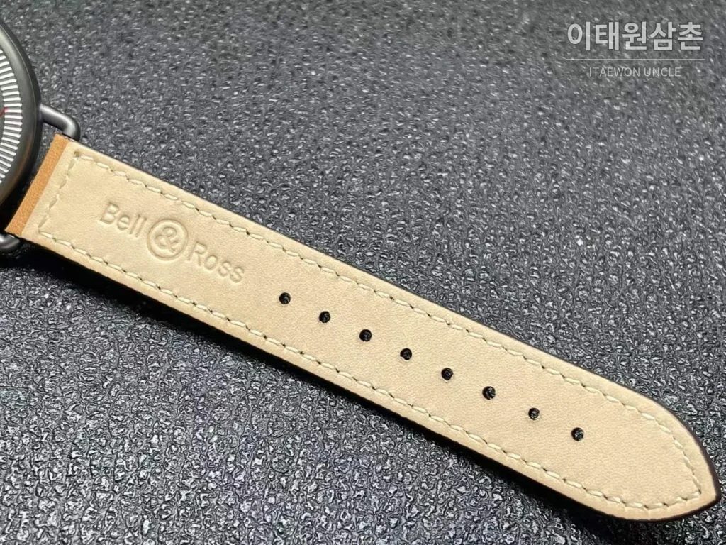 벨앤로스 빈티지 그레이PVD 스틸 블랙다이얼 오토매틱 45mm 브라운 가죽 스트랩 그레이 베젤