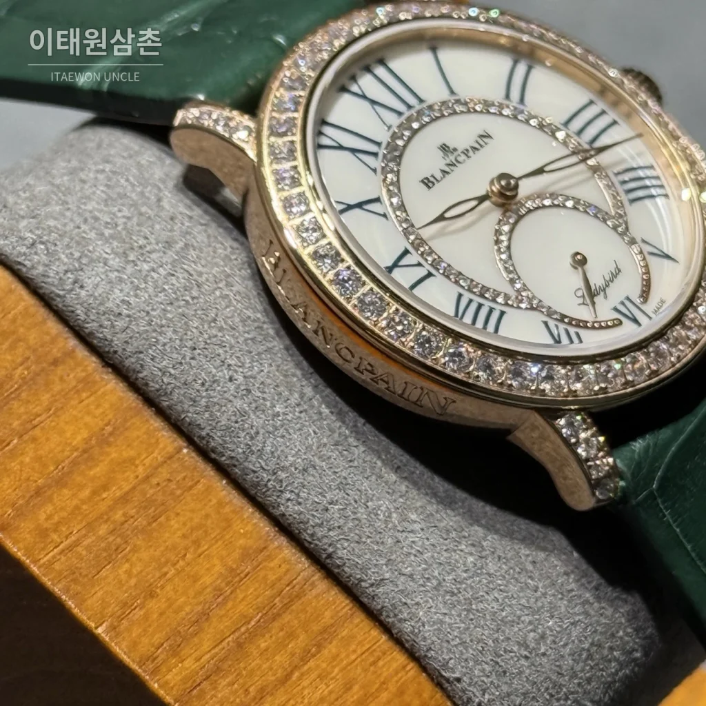 블랑팡 다이아몬드 볼 오토매틱 34.9mm 자개 다이얼 그린 가죽 스트랩 로즈골드 베젤