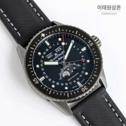 블랑팡 피프티패덤즈 오토매틱 43.6mm 블랙 다이얼
