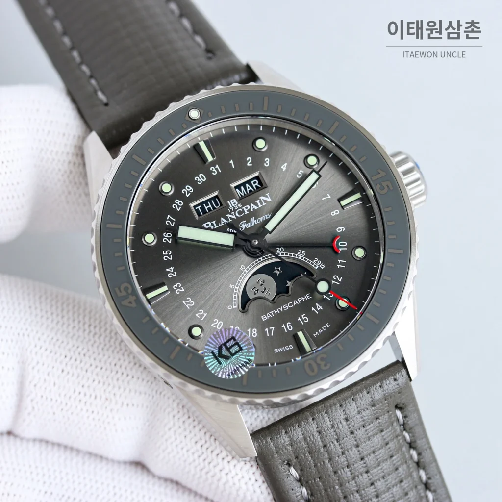 블랑팡 피프티패덤즈 오토매틱 43.6mm 그레이 다이얼