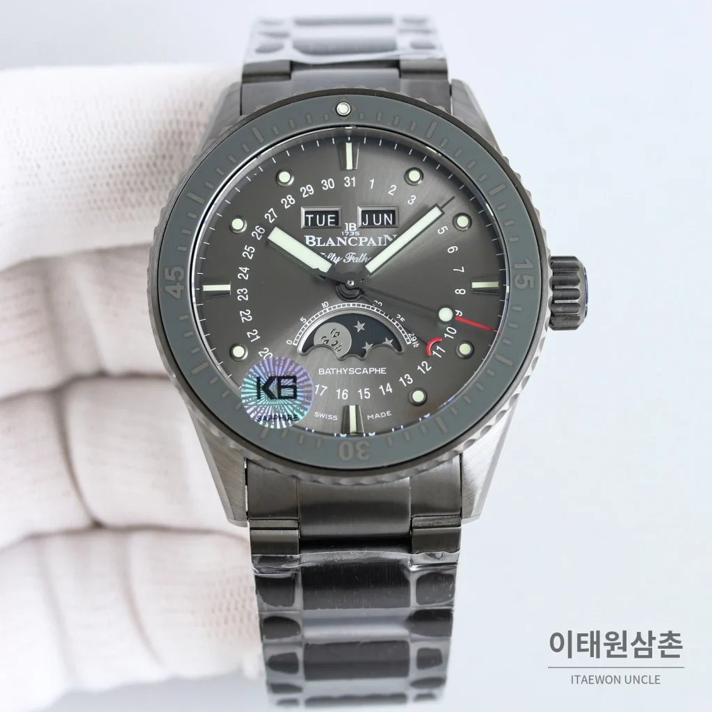 블랑팡 피프티패덤즈 오토매틱 43.6mm 그레이 다이얼