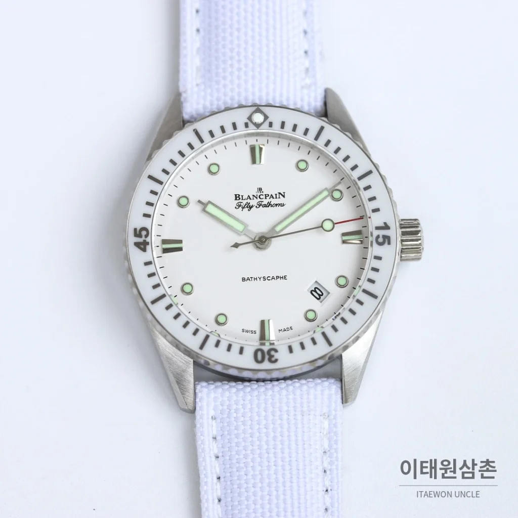 블랑팡 피프티패덤즈 바티스카프 세라믹 오토매틱 38mm 블랙 화이트 나일론 스트랩 (2)