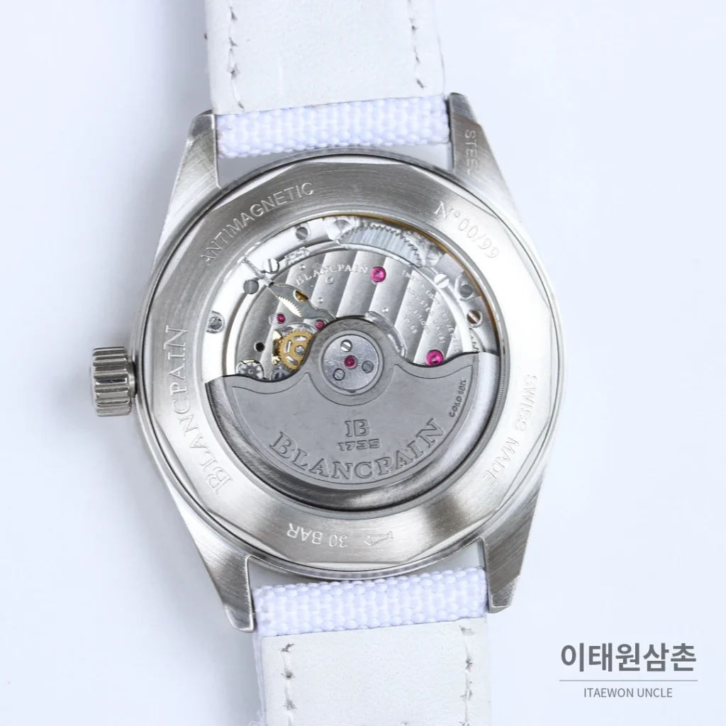 블랑팡 피프티패덤즈 바티스카프 세라믹 오토매틱 38mm 블랙 화이트 나일론 스트랩 (2)
