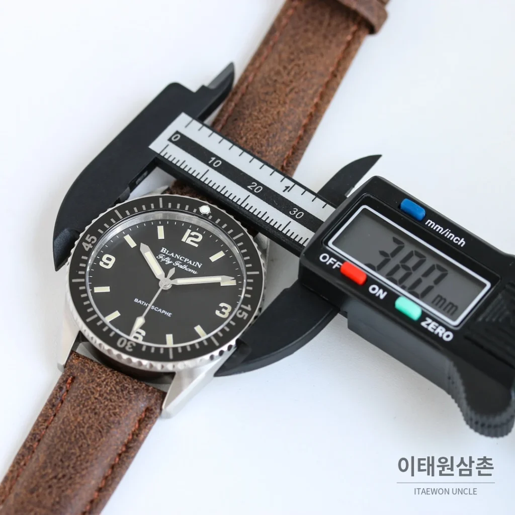 블랑팡 피프티패덤즈 바티스카프 세라믹 오토매틱 38mm 블랙 브라운 가죽 스트랩