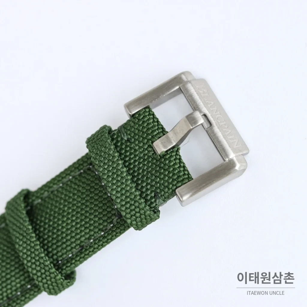 블랑팡 피프티패덤즈 바티스카프 세라믹 오토매틱 38mm 블랙 그린 나일론 스트랩