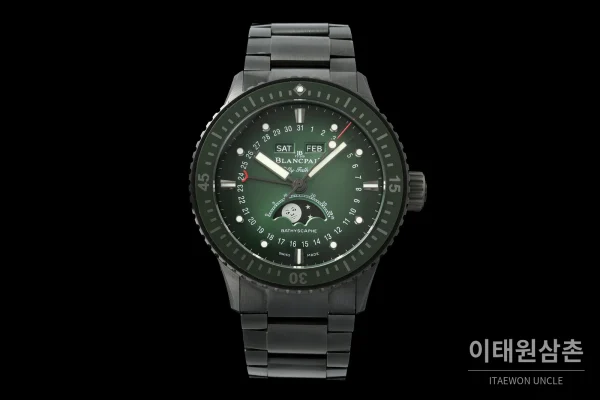 블랑팡 피프티패덤즈 바티스카프 세라믹 풀캘린더 문페이즈 오토매틱 43.6mm 블랙 세라믹 브레이슬릿 그린 베젤