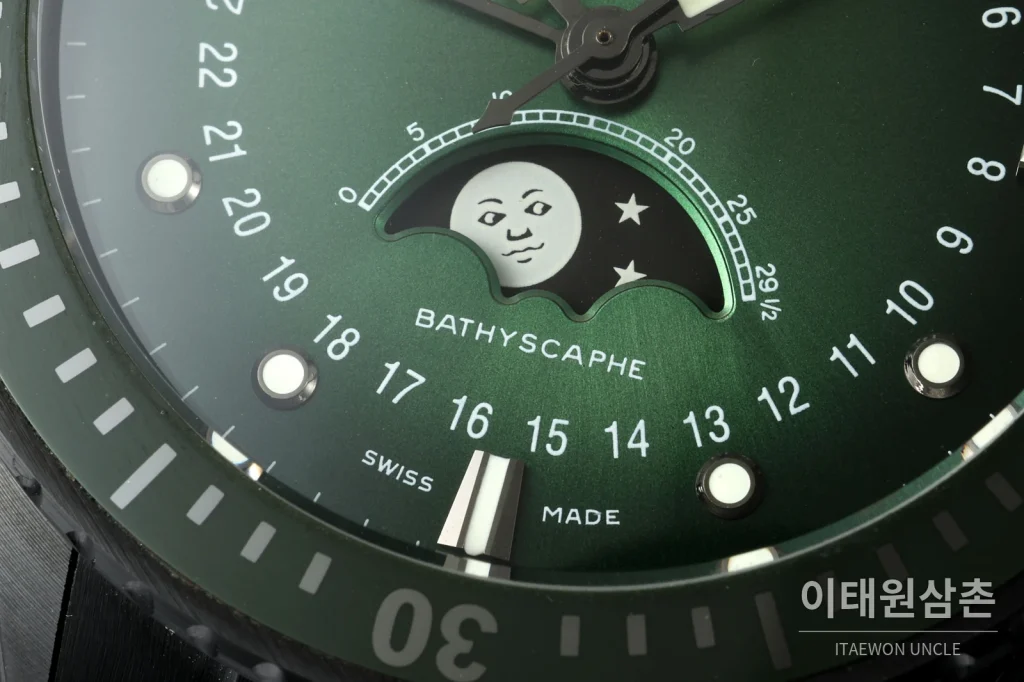 블랑팡 피프티패덤즈 바티스카프 세라믹 풀캘린더 문페이즈 오토매틱 43.6mm 블랙 세라믹 브레이슬릿 그린 베젤