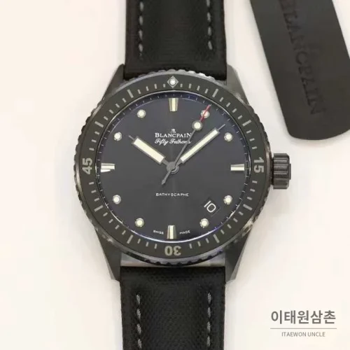 블랑팡 피프티패덤즈 세라믹 블랙다이얼 데이트 다이버 오토매틱 43.6mm 블랙 나일론 스트랩 블랙 베젤