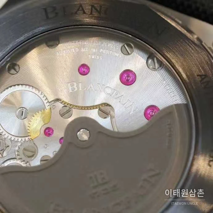블랑팡 피프티패덤즈 세라믹 블랙다이얼 데이트 다이버 오토매틱 43.6mm 블랙 나일론 스트랩 블랙 베젤