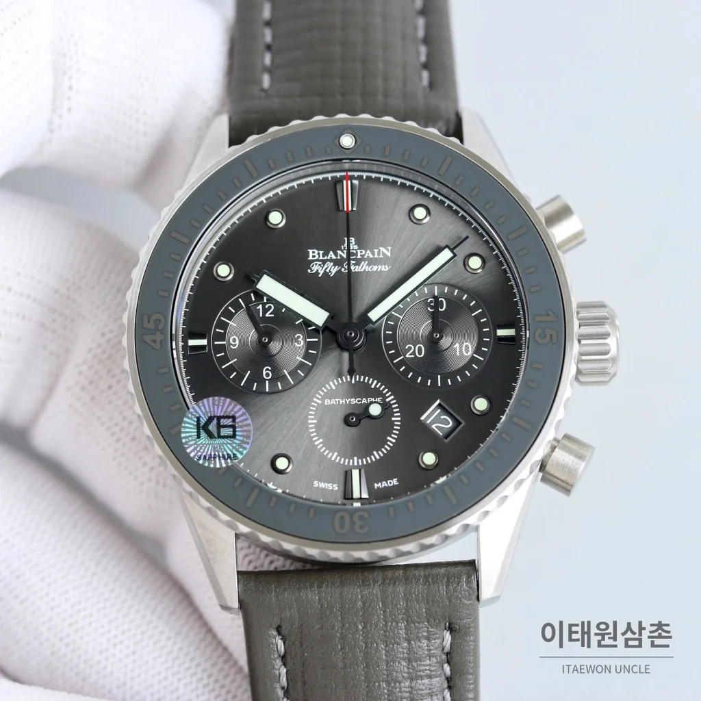 블랑팡 피프티패덤즈 크로노그래프 오토매틱 43.60mm 그레이 다이얼