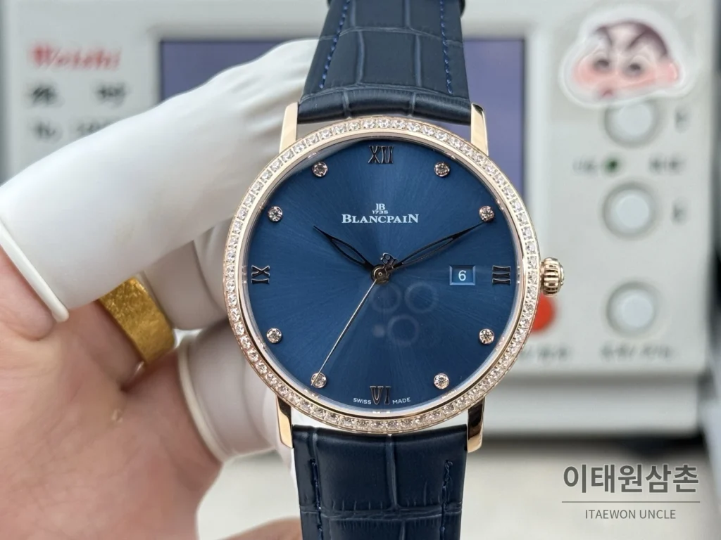 블랑팡 V시리즈 오토매틱 40mm 네이비 다이얼 네이비 가죽 스트랩