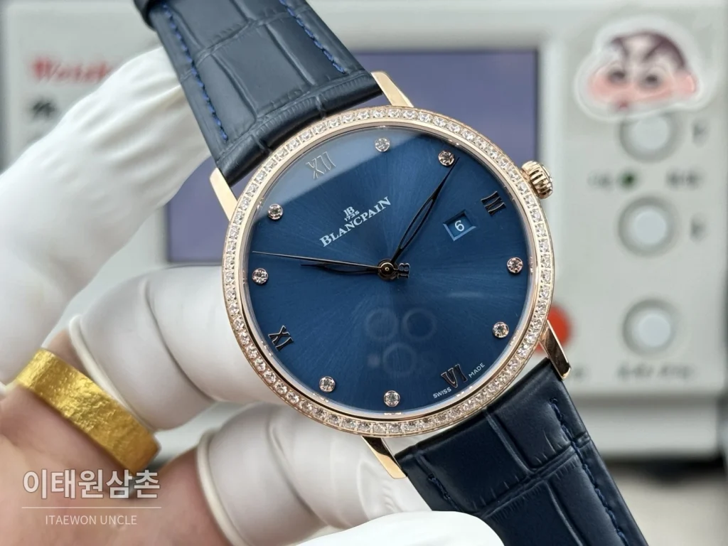 블랑팡 V시리즈 오토매틱 40mm 네이비 다이얼 네이비 가죽 스트랩