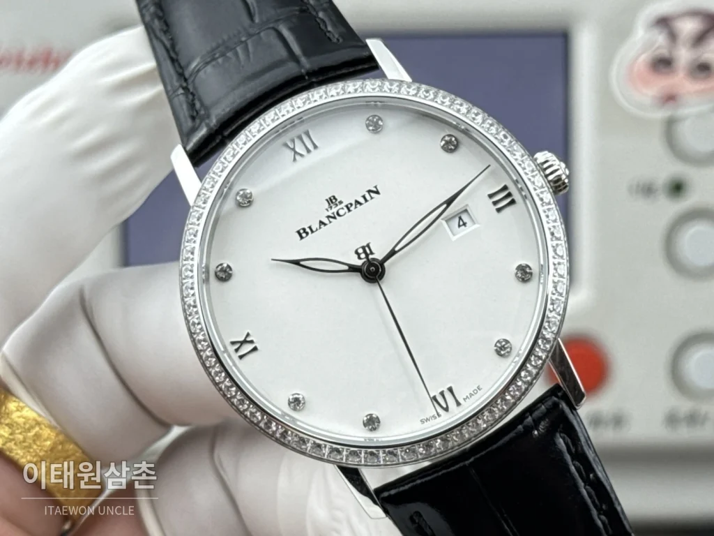 블랑팡 V시리즈 오토매틱 40mm 화이트 다이얼 블랙 가죽 스트랩