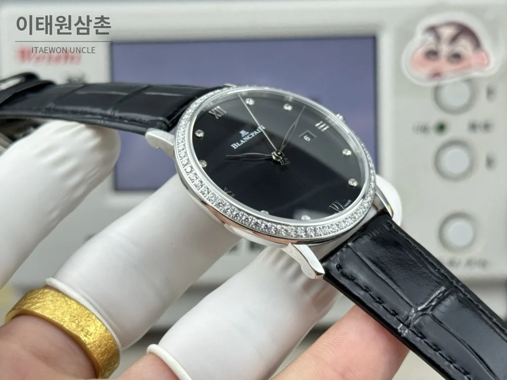 블랑팡 V시리즈 오토매틱 40mm 블랙 다이얼 블랙 가죽 스트랩