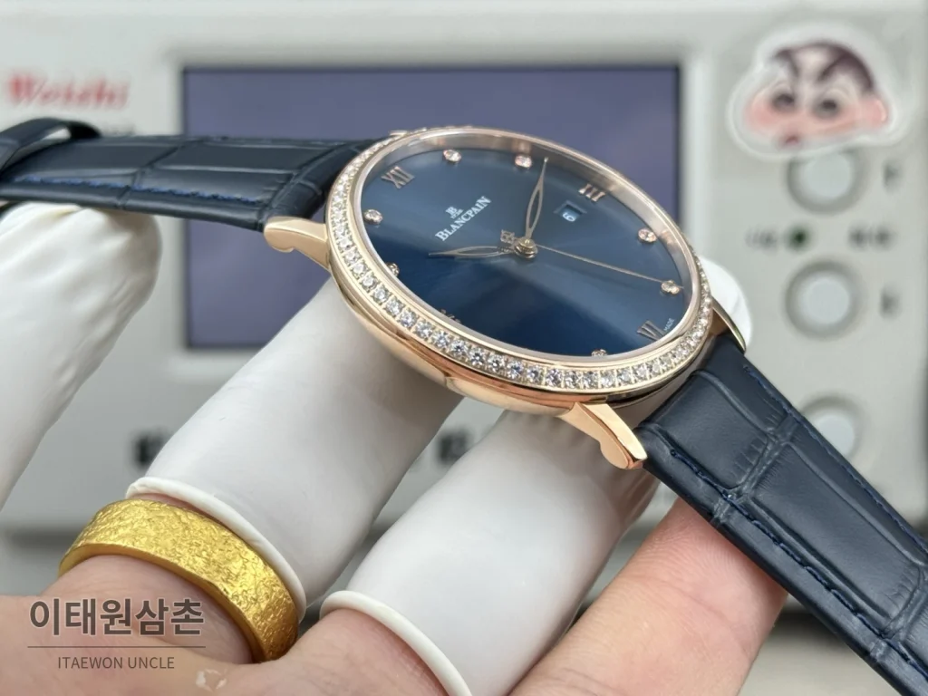 블랑팡 V시리즈 오토매틱 40mm 네이비 다이얼 네이비 가죽 스트랩
