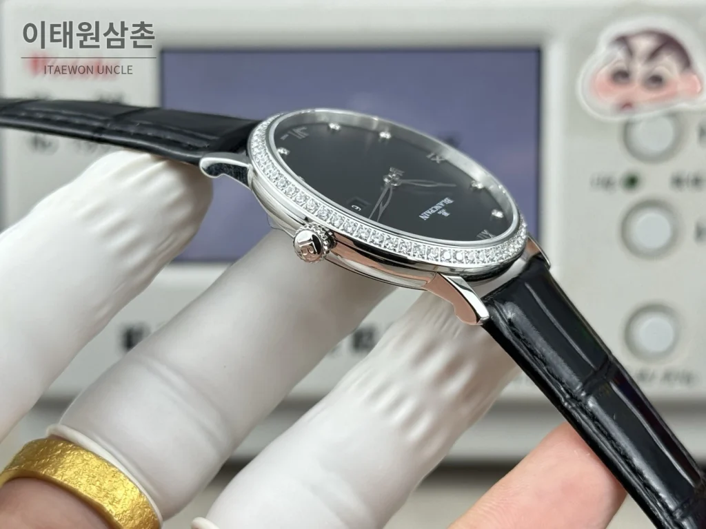 블랑팡 V시리즈 오토매틱 40mm 블랙 다이얼 블랙 가죽 스트랩