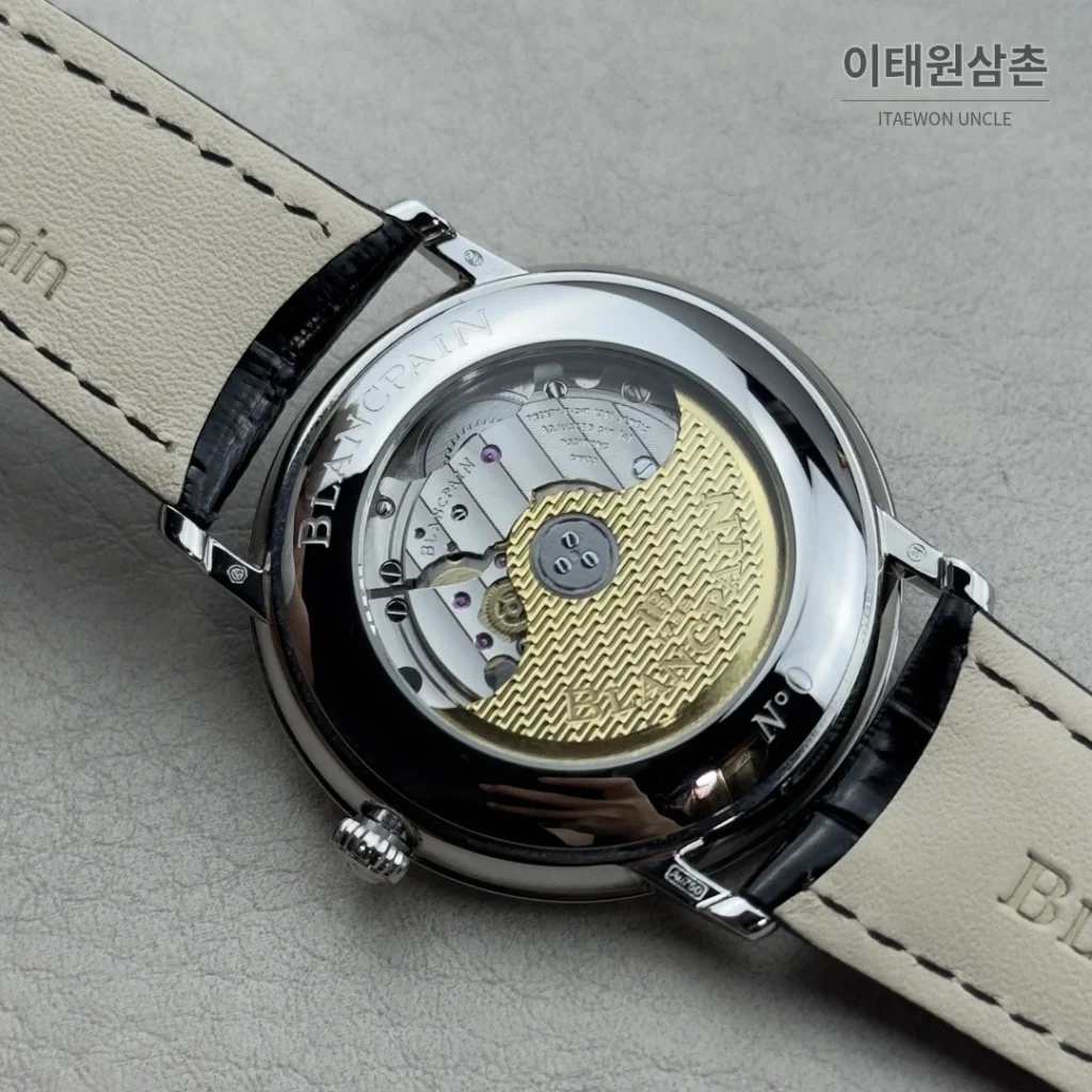 블랑팡 V시리즈 오토매틱 40mm 화이트 다이얼 블랙 가죽 스트랩