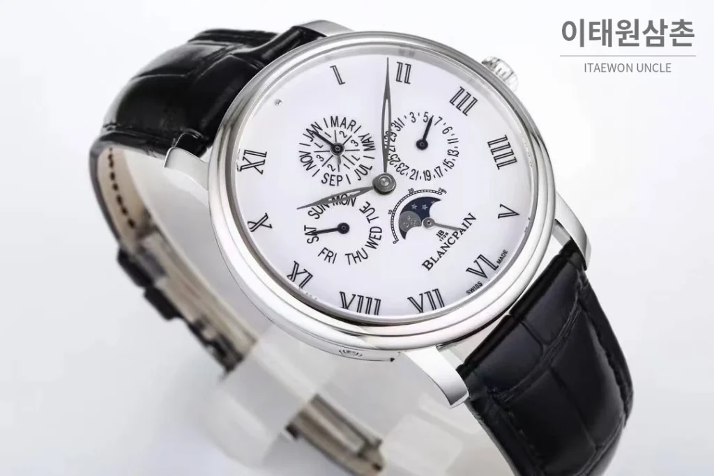 블랑팡 빌레레 퍼페추얼 캘린더 문페이즈 화이트다이얼 오토매틱 42mm 블랙 가죽 스트랩