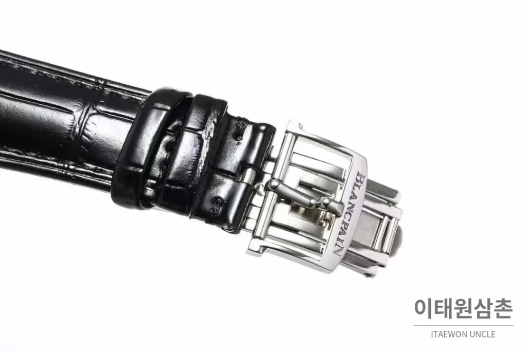 블랑팡 빌레레 퍼페추얼 캘린더 문페이즈 화이트다이얼 오토매틱 42mm 블랙 가죽 스트랩