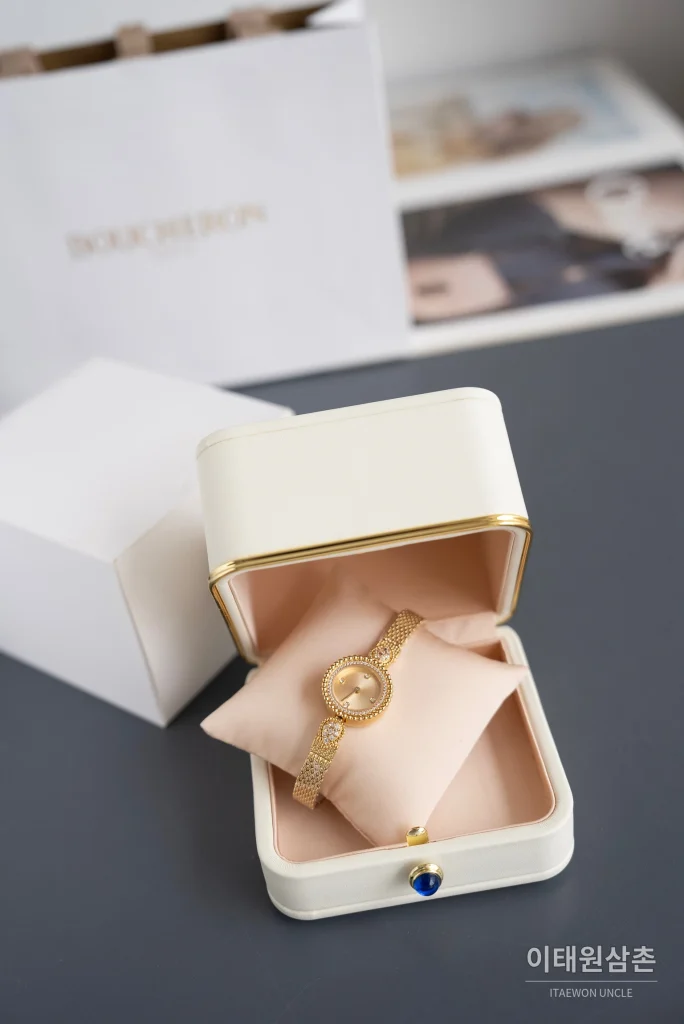 부쉐론 세르펭 보헴 골드베젤 골드다이얼 쿼츠 워치 23mm (2)