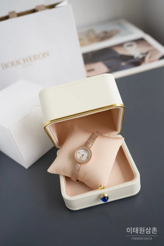 부쉐론 세르펭 보헴 로즈골드베젤 화이트다이얼 쿼츠 워치 23mm (3)