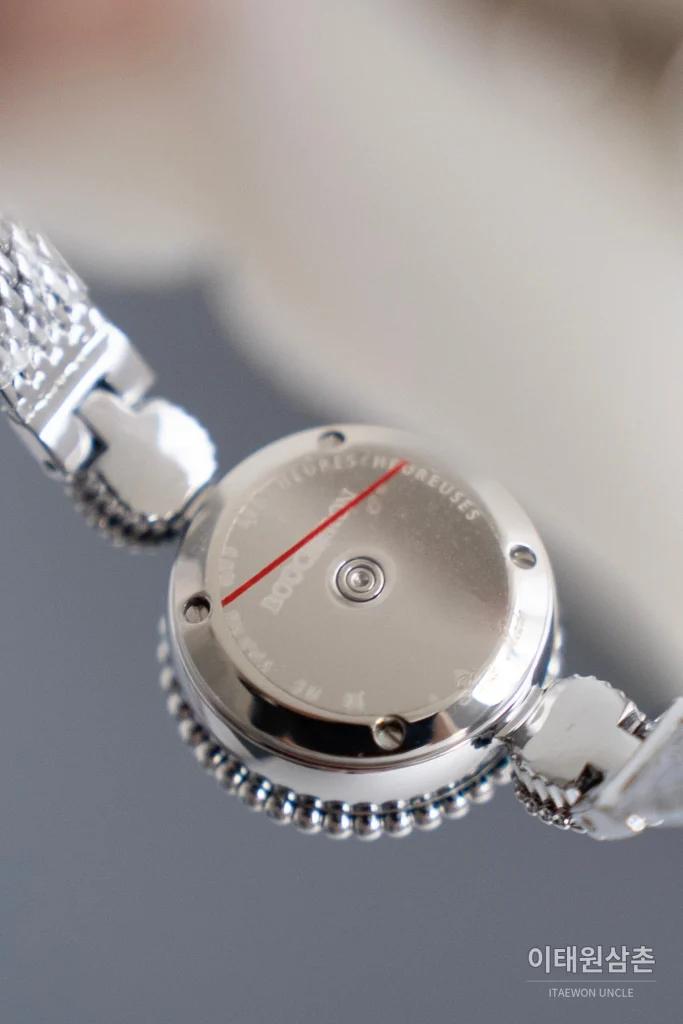 부쉐론 세르펭 보헴 실버베젤 블랙다이얼 쿼츠 워치 23mm