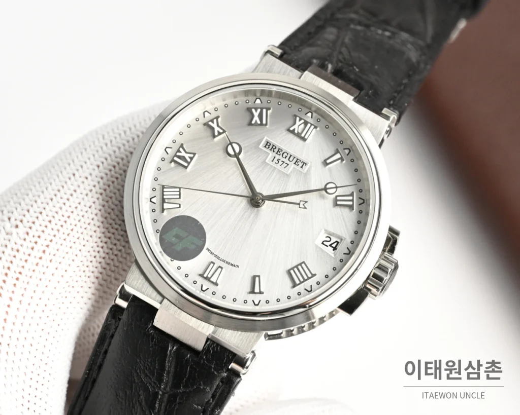 브레게 마린 오토매틱 40mm 블랙 다이얼 블랙 가죽 스트랩