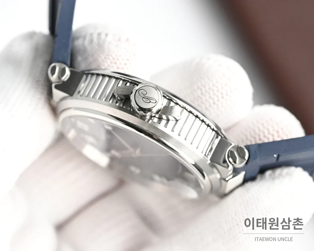 브레게 마린 오토매틱 40mm 블랙 다이얼 블랙 러버 스트랩